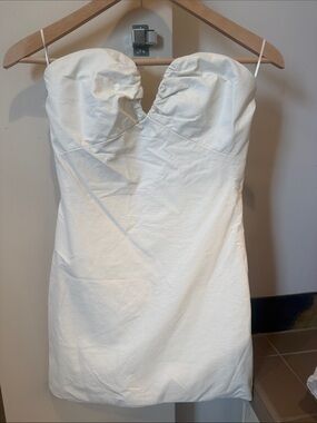 Cotton Candy White Strapless Sweetheart Mini Dress
